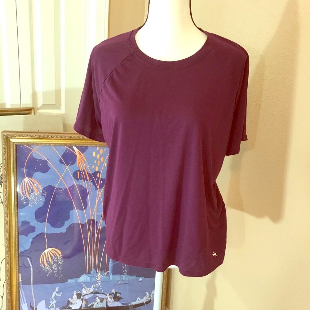 Open back crew neck lightweight athleisure style